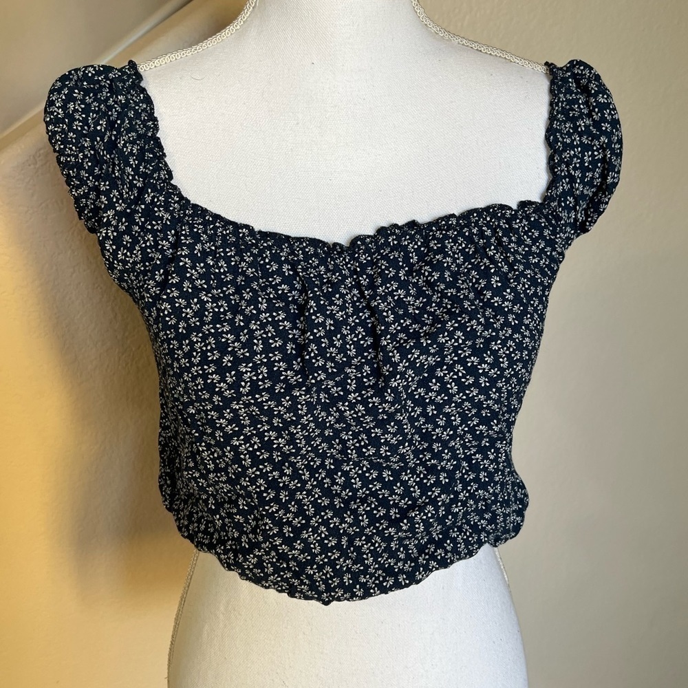 Brandy Melville cinched waist, floral top